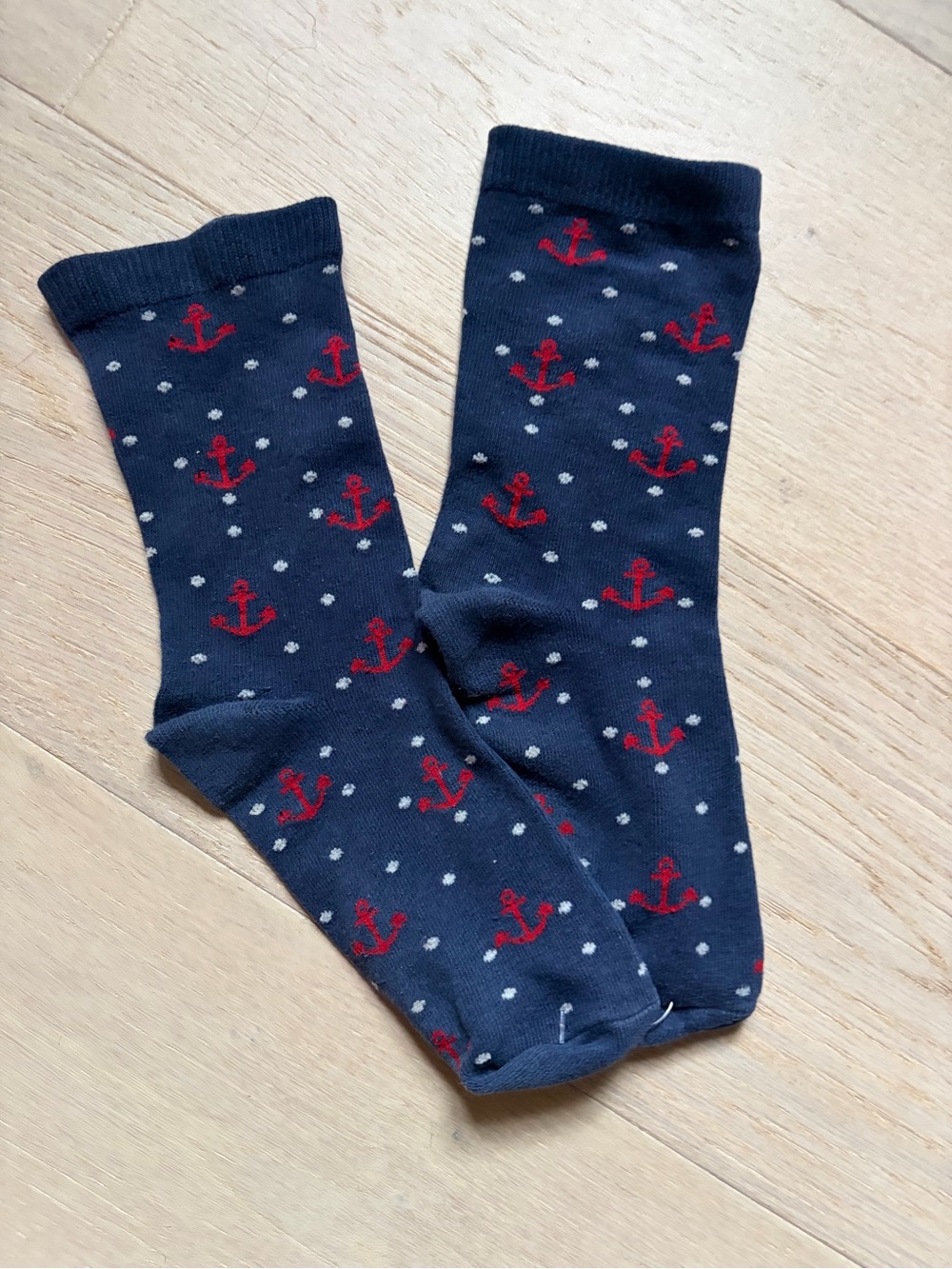 Navy Anchor Pattern Women’s  Crew Socks - Red Anchor